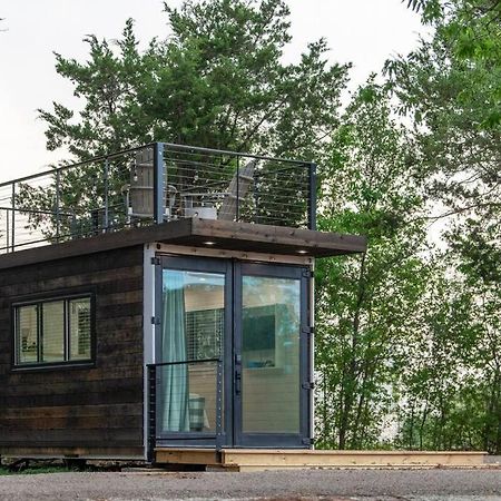 The Windmill-Tiny Container Home Min To Magnolia Bellmead Exteriér fotografie