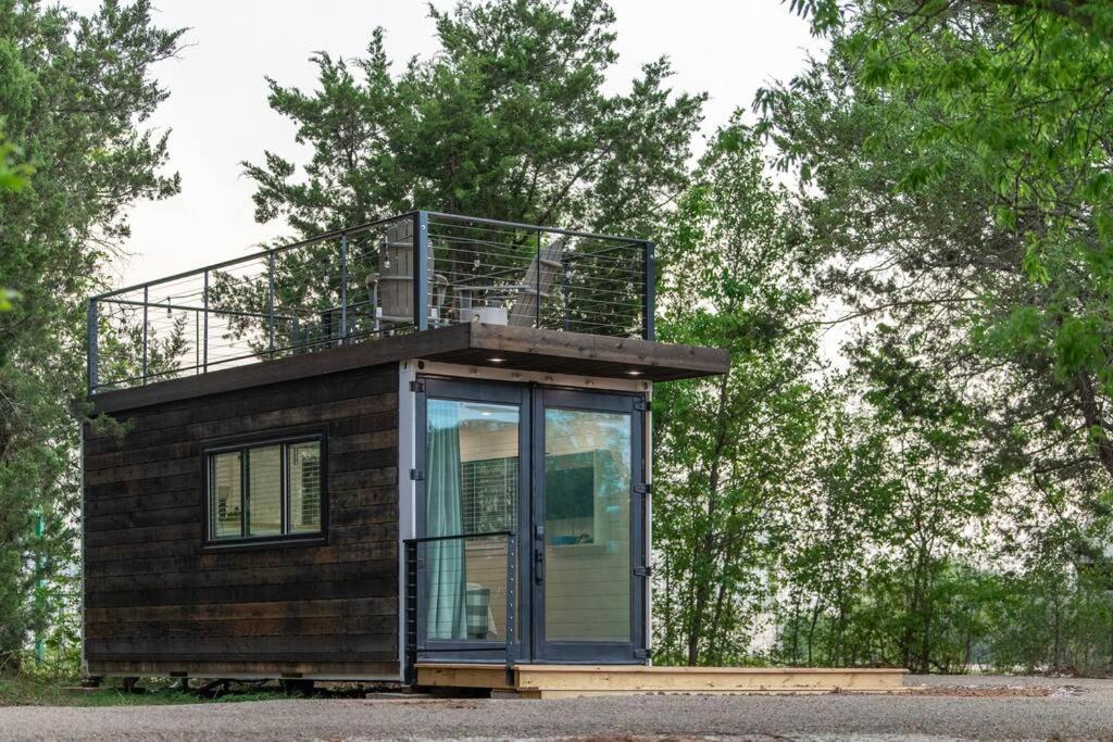 The Windmill-Tiny Container Home Min To Magnolia Bellmead Exteriér fotografie